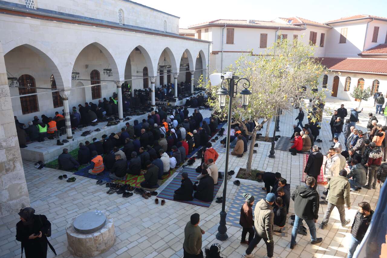 Konya ayağa kaldırdı! Habibi Neccar’da 3 yıl sonra ilk cuma 2